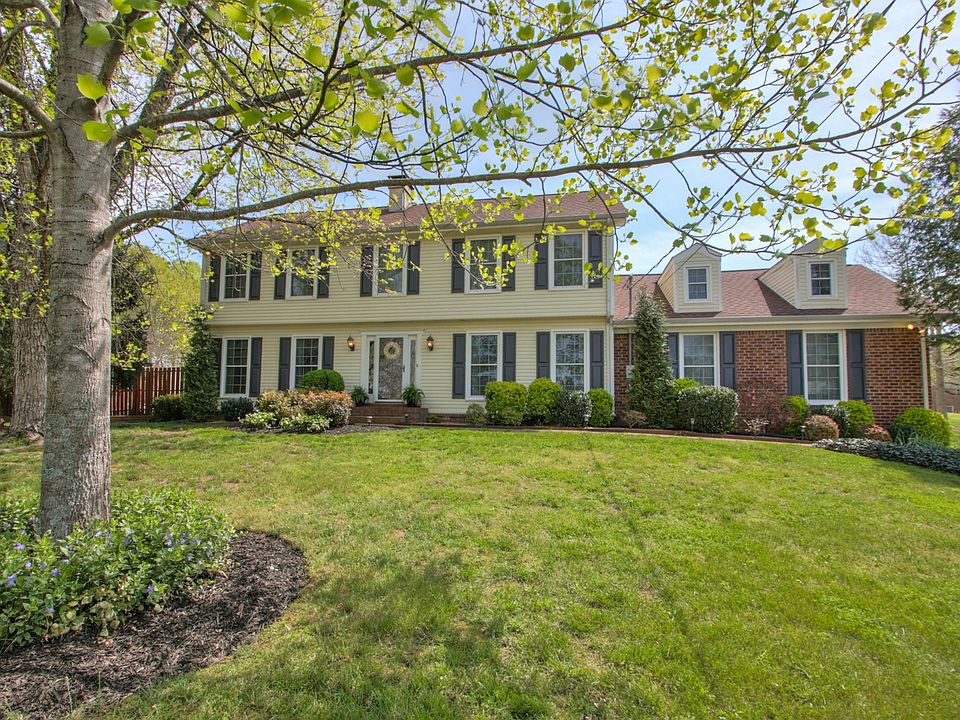 1st image of 2204 Jefferson Ct