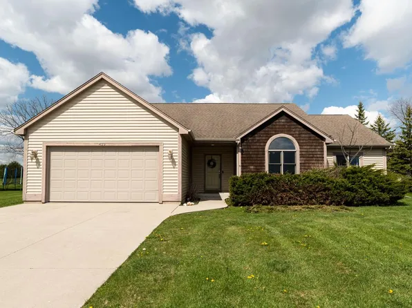 429 S Heritage STREET, Belgium, WI 53004