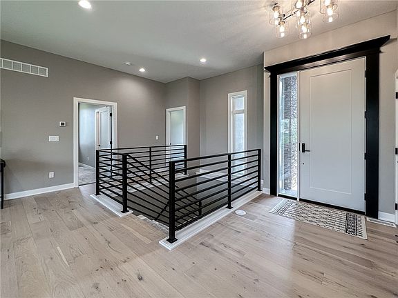 3rd image of 565 El Dorado Ct