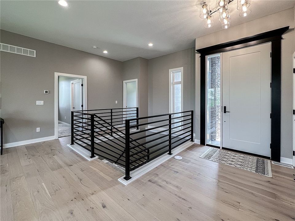 565 El Dorado Ct, Waukee, IA 50263 Zillow