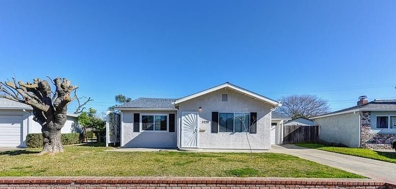 1st image of 3229 Wemberley Dr