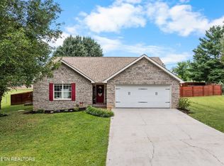 155 Ruth St, Corryton, TN 37721