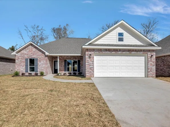 108 Saddle Brook Dr, Lufkin, TX 75904