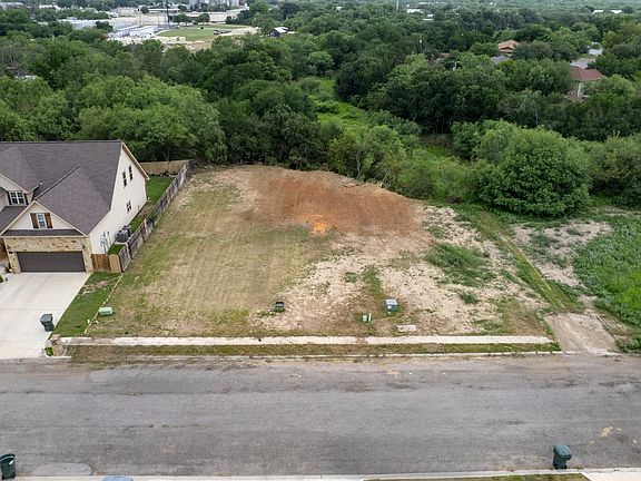 3rd image of 19 RIO SECO DR LOT 10