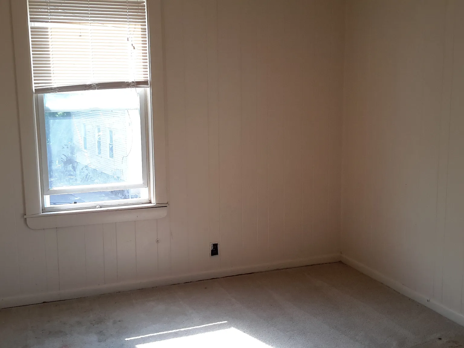 3 bed, $1,800 — Photo 4