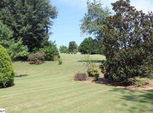 607 S Sweetwater Hills Dr, Moore, SC 29369