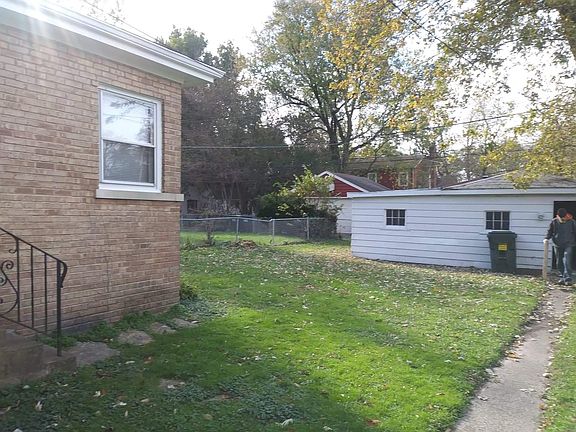 2nd image of 14422 S Michigan Ave #14422