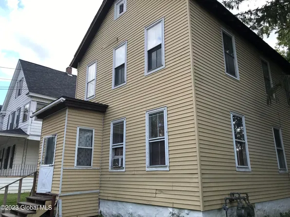 36 E Pine Street, Gloversville, NY 12078