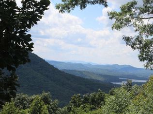 131 Shiloh Rdg, Hayesville, NC 28904