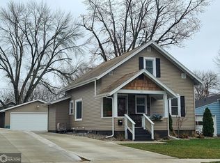 620 W 7th St S, Newton, IA 50208