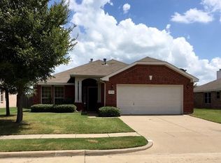 2735 Pleasant Hill Rd, Grand Prairie, TX 75052