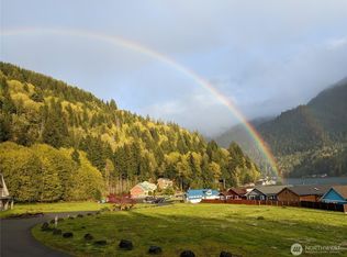 491 Maple Grove Rd, Port Angeles, WA 98363