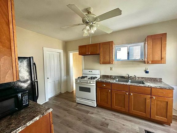 5th image of 801 Morris St #1