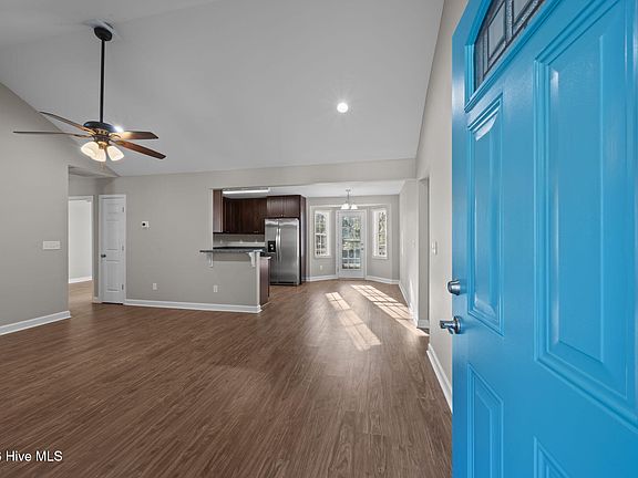 4th image of 136 Leonard Drive
