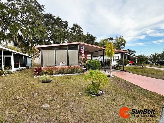 3rd image of 1260 Sunset Dr