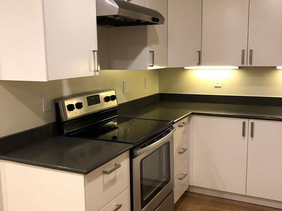 1st image of 4740 Balboa St APT 212