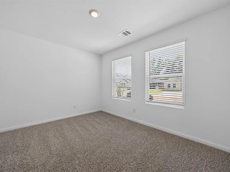 11923 Detar Ct — Photo 6