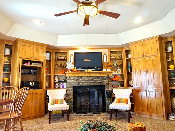 2nd image of 421 County Road 3399