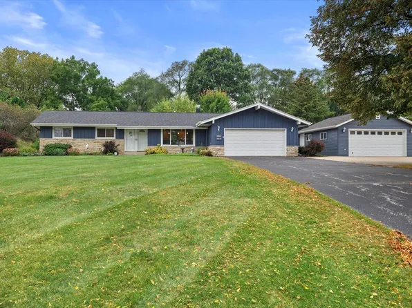 W270N765 Joanne DRIVE, Waukesha, WI 53188