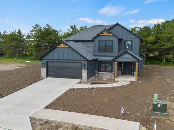 1195 Arthur Heights Dr, Fort Wayne, IN 46818