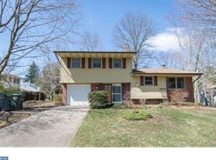 302 Radcliffe Dr, Newark, DE 19711