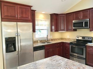 38 Kim Ln, Stormville, NY 12582