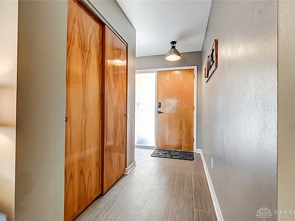 3rd image of 1742 S Bayberry Dr