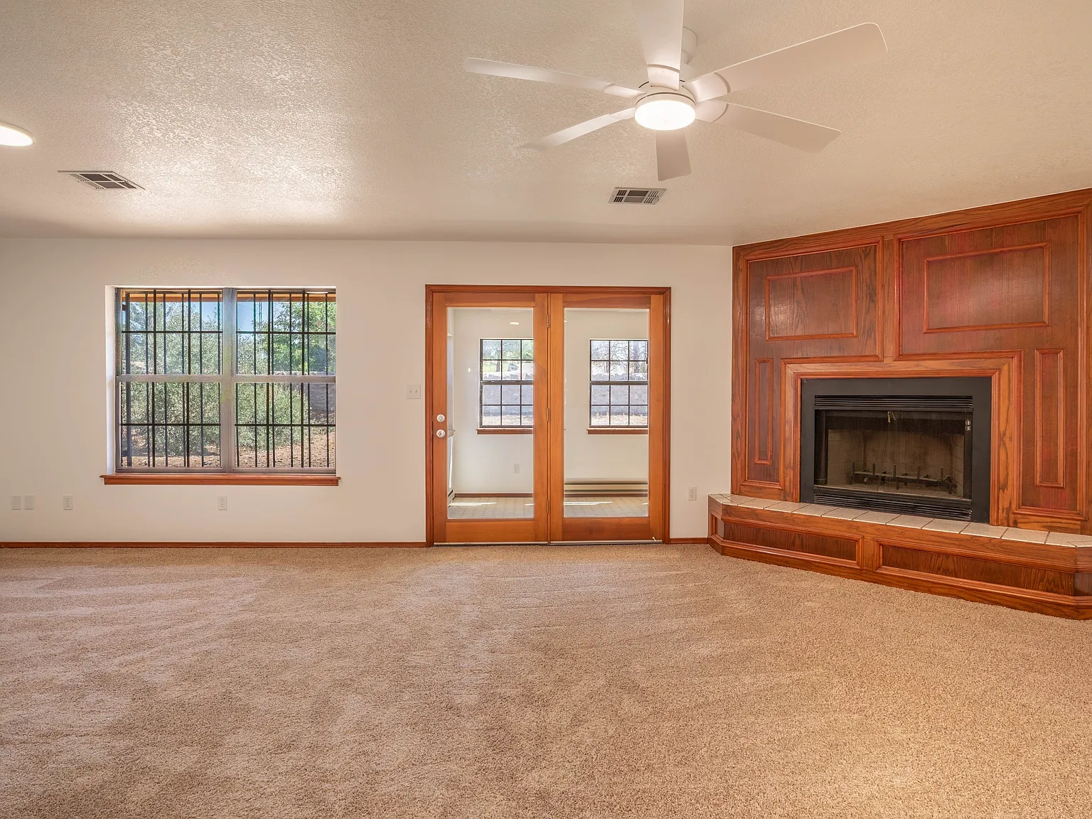 4117 Oleta Drive - 1 — Photo 3