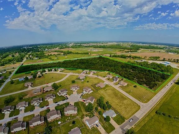 3rd image of Bob Griffin Rd