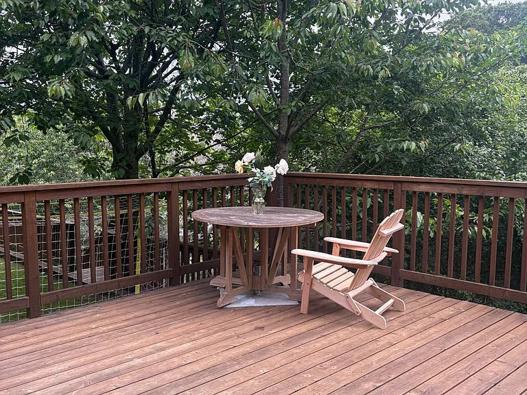 160 Homestead Blvd — Photo 2