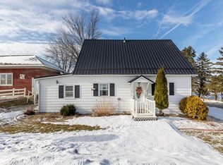 2999 210th St, Earlville, IA 52041