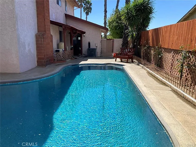 9934 La Vine St — Photo 55