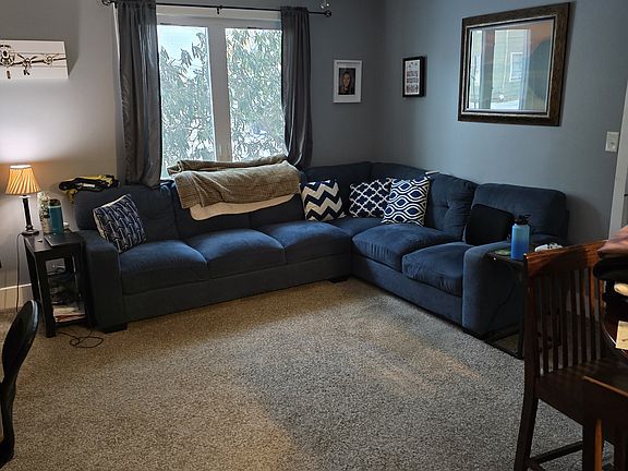 3rd image of 301 Bank St #1