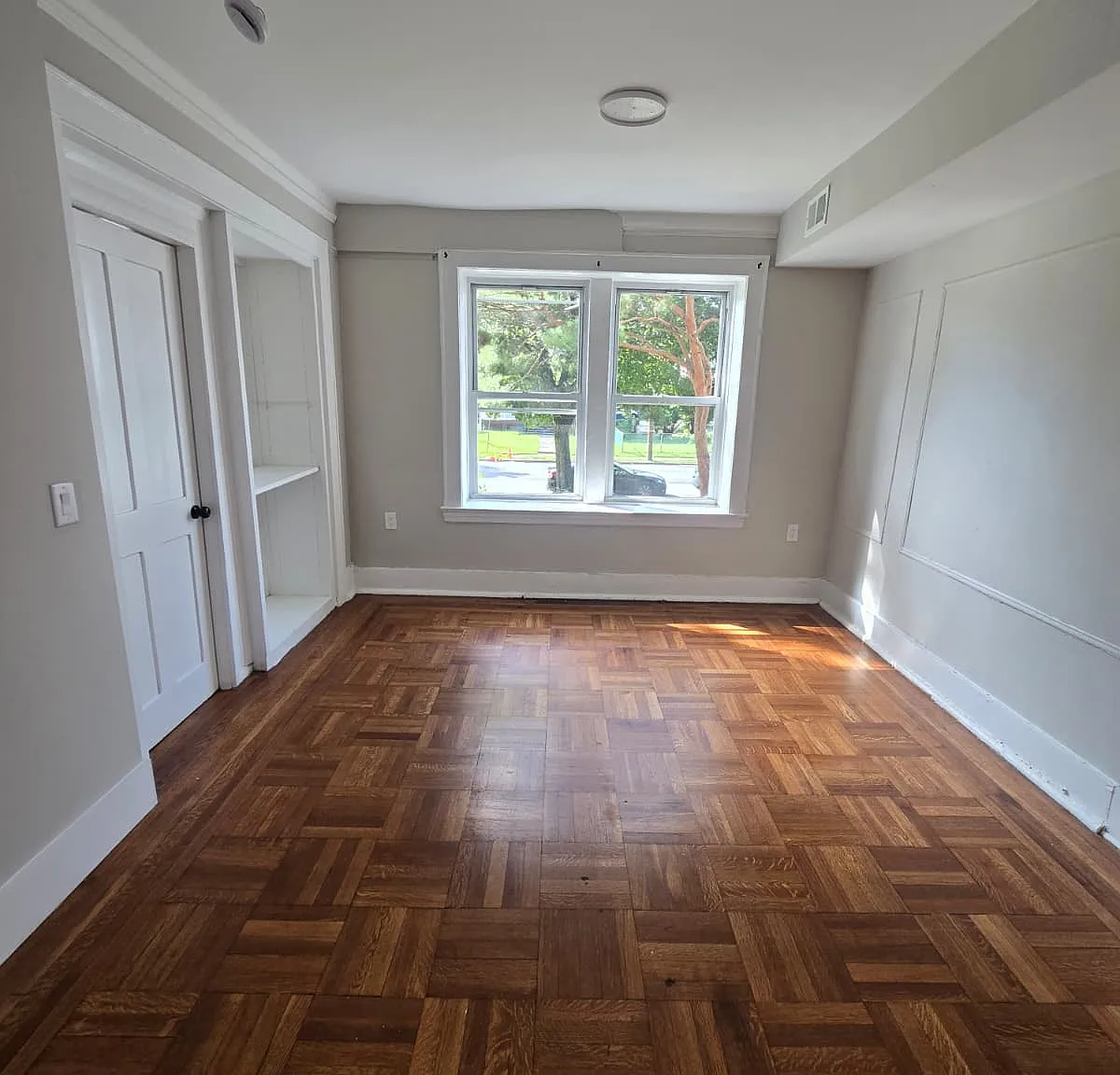 3 bed, $2,500 — Photo 3