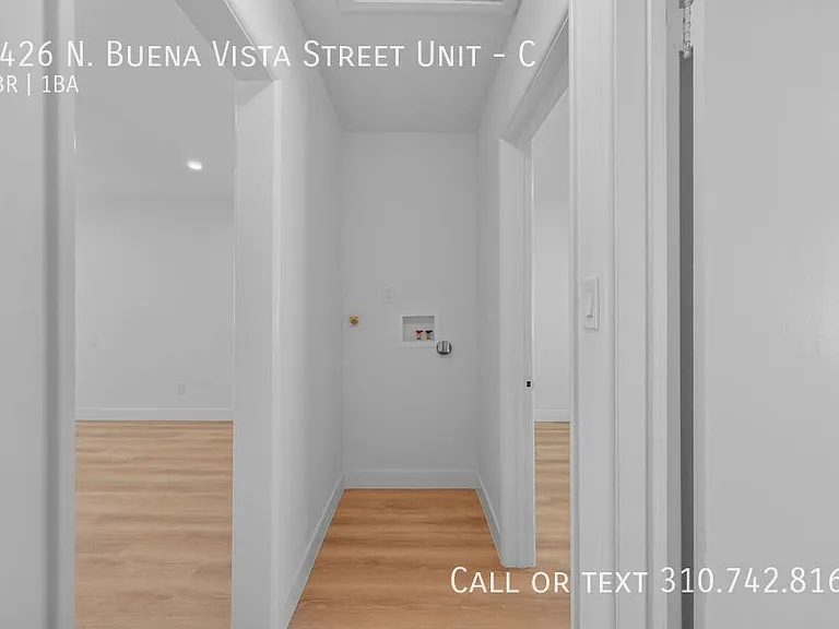 2426 N Buena Vista St #C — Photo 10