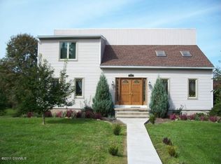 21 Matts Meadow Rd, Danville, PA 17821