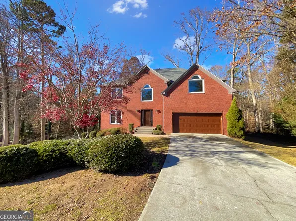 2380 Black Bear Ct, Buford, GA 30519