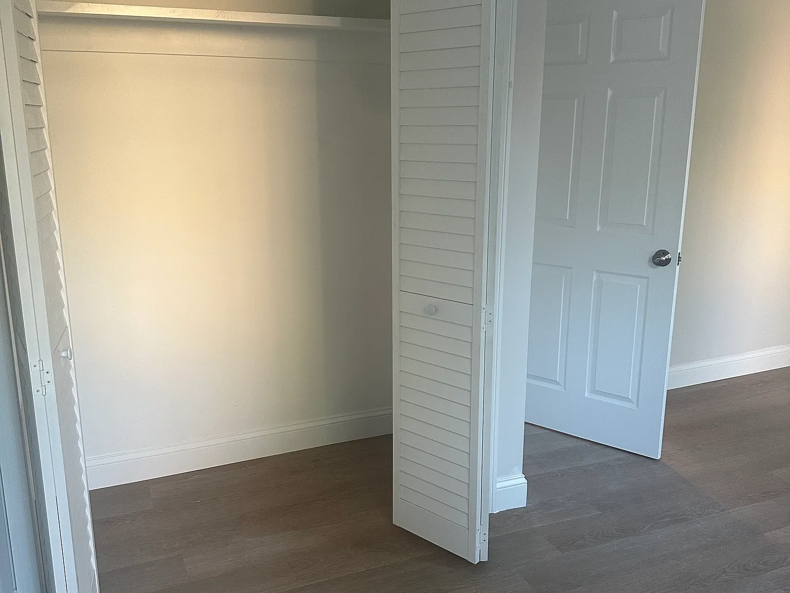 3 bed, 1100 sqft, $2,000 — Photo 3