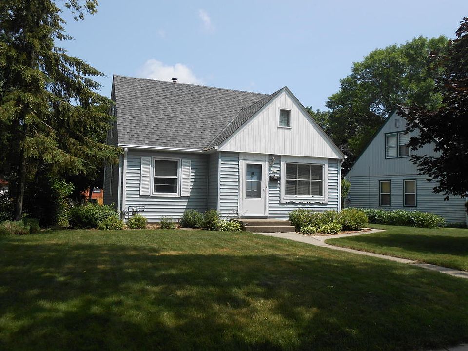 1st image of 8612 W Auer Ave