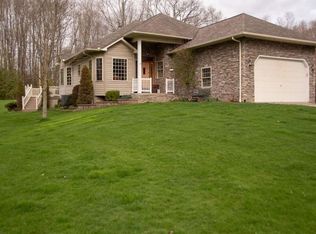 734 Sarsi Trl, Mercer, PA 16137