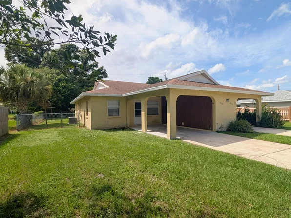 4533 19th Street Cir W, Bradenton, FL 34207