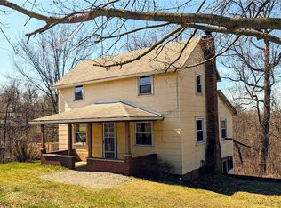 1237 Mercer Rd, Ellwood City, PA 16117