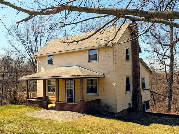 1237 Mercer Rd, Ellwood City, PA 16117