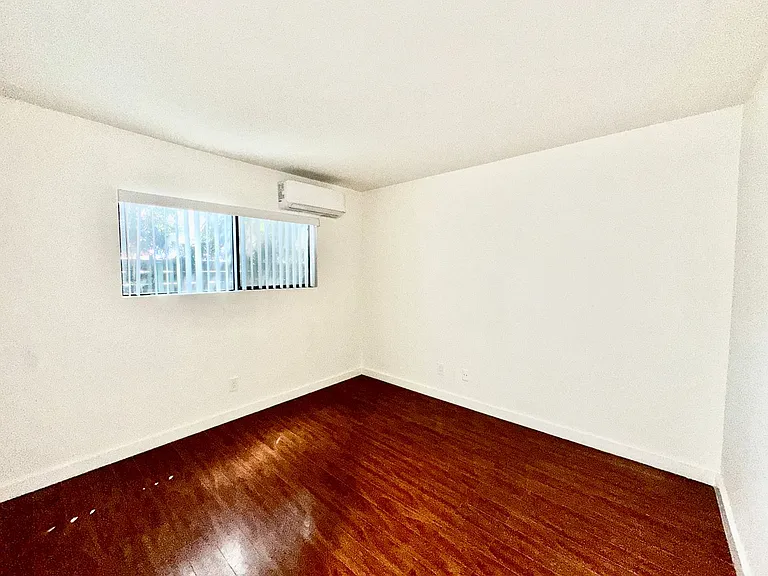 6607 N. Figueroa St. — Photo 44
