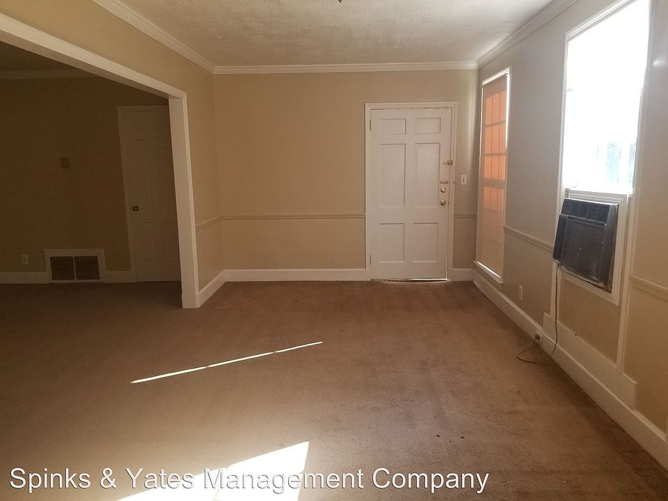 2nd image of 202 Jefferson St