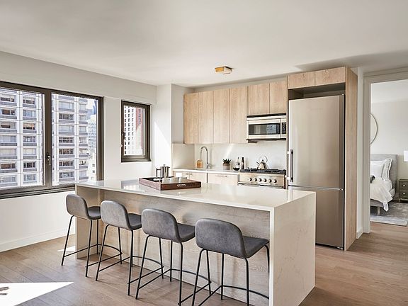 4th image of 220 E 72nd St APT 24A