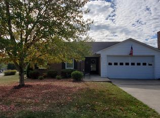 3217 Hunters Point Dr, Lexington, KY 40515