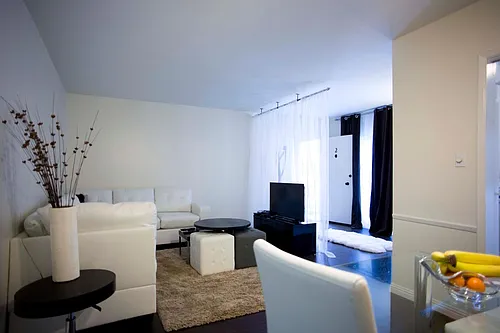 337 S Doheny Dr #2 Photo 1