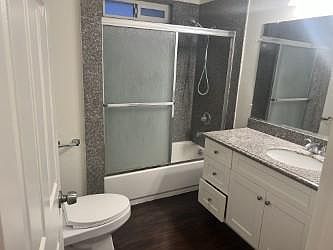3rd image of 415 N Stoneman Ave #5