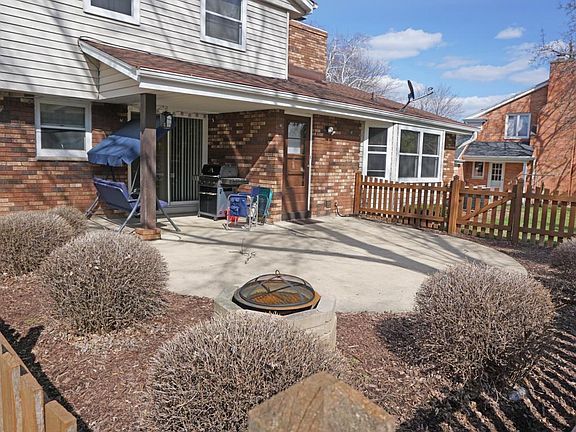 4th image of 11955 W Ohio Ave